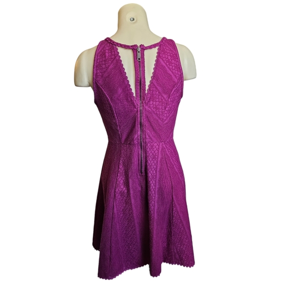 Free People Missed Connections Fit and Flare Mini Dress Fuchsia Crochet Lace 8 - Picture 5 of 7